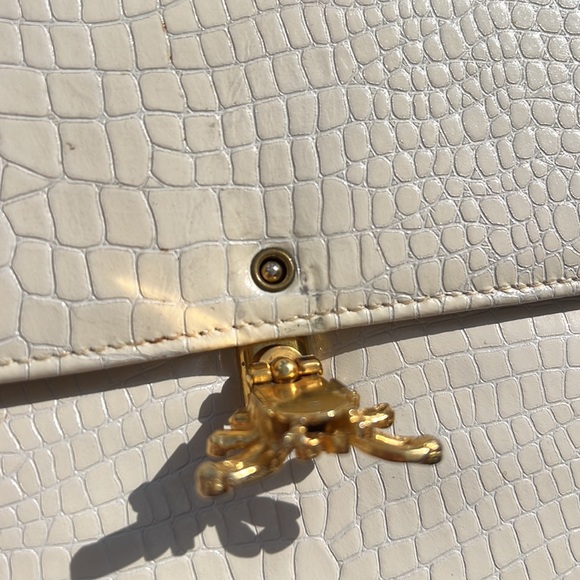 Vintage Small Handbag by Morle. With crystal butterfly clasp.🦋 - Picture 9 of 17